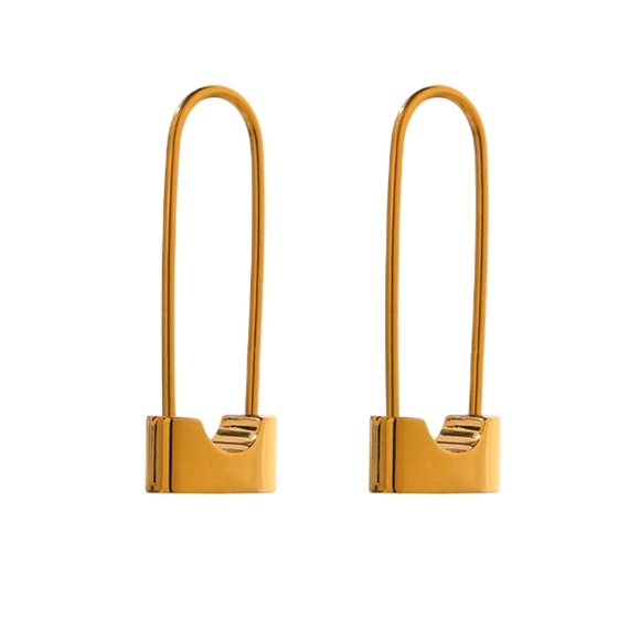 Jewelry - Chic Lock Hoop Earrings